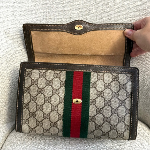 Authentic Gucci clutch converted into a crossbody bag brown monogram canvas - Picture 12 of 16